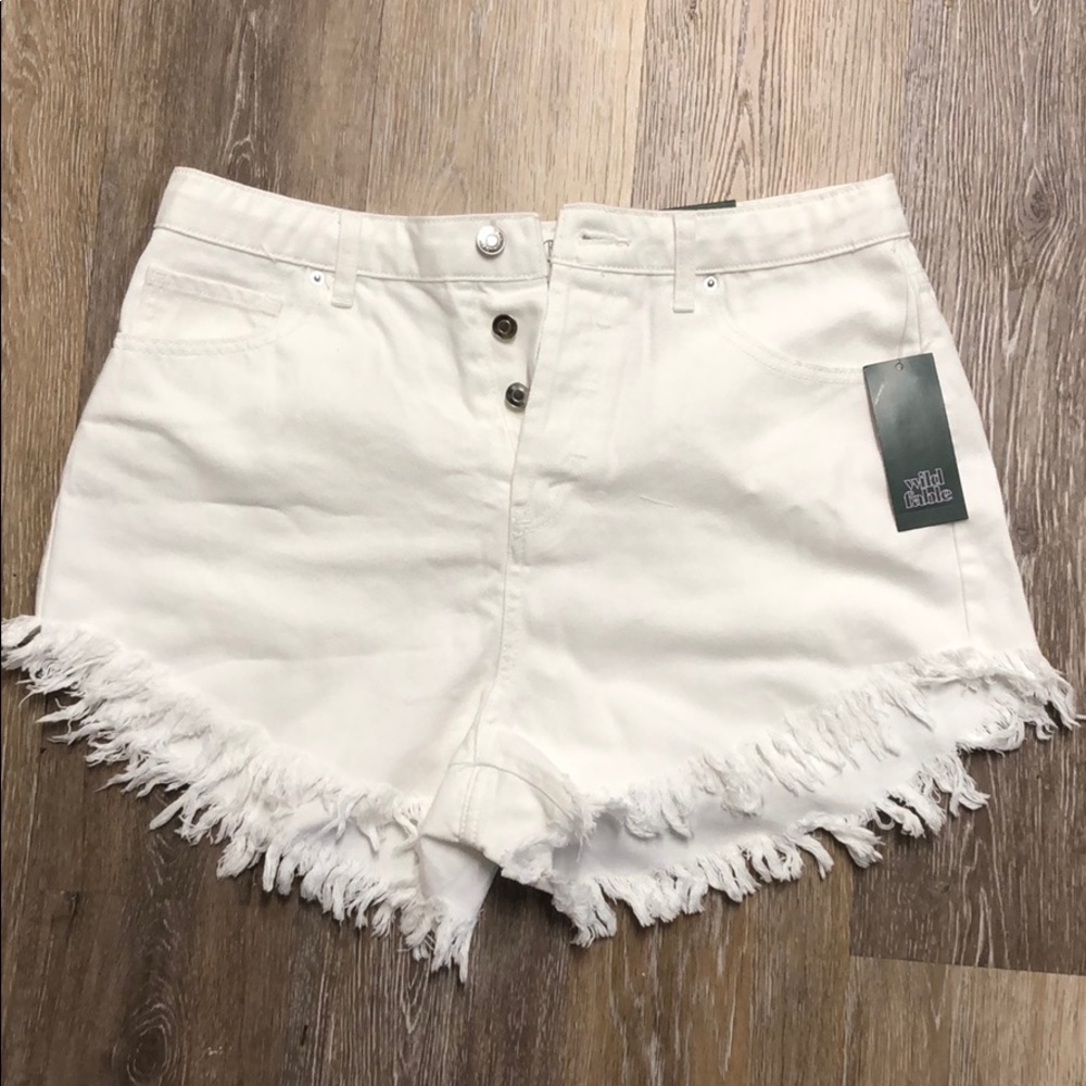 Wild Fable Women’s High-Rise Frated Hem Jean Short